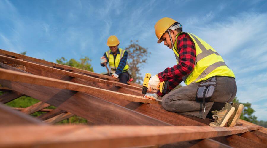 Professional gutter cleaning in Bath, PA